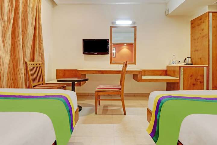 Room 15 of 27