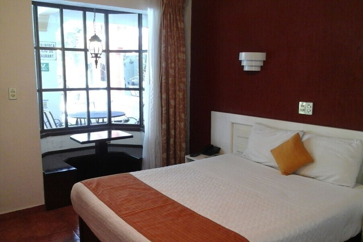 Photo 6