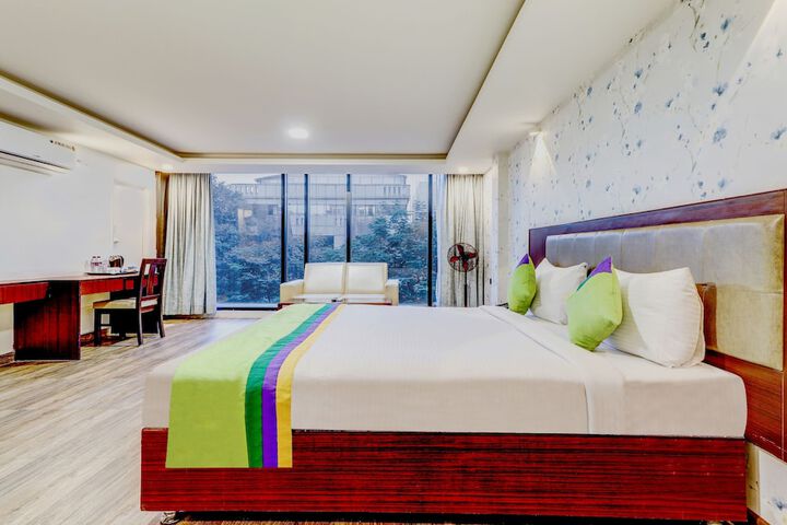 Room 15 of 46