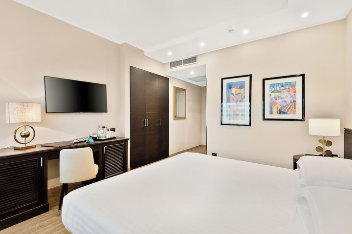 Room 62 of 161