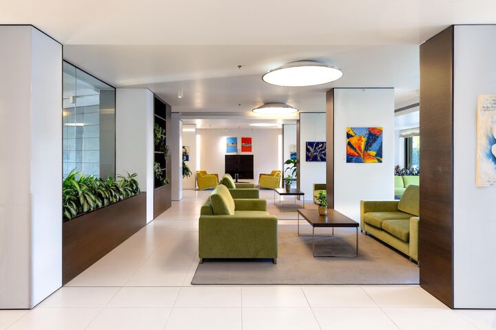 Guest Lobby