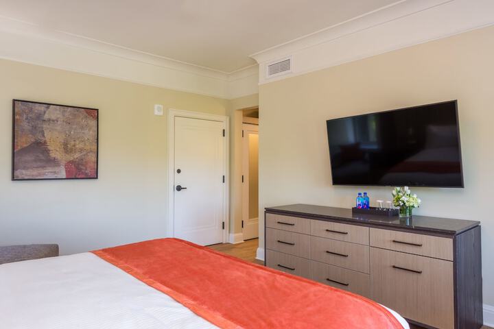 Room 11 of 46