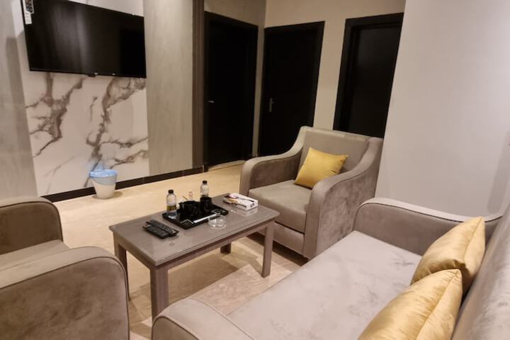 Room 25 of 57