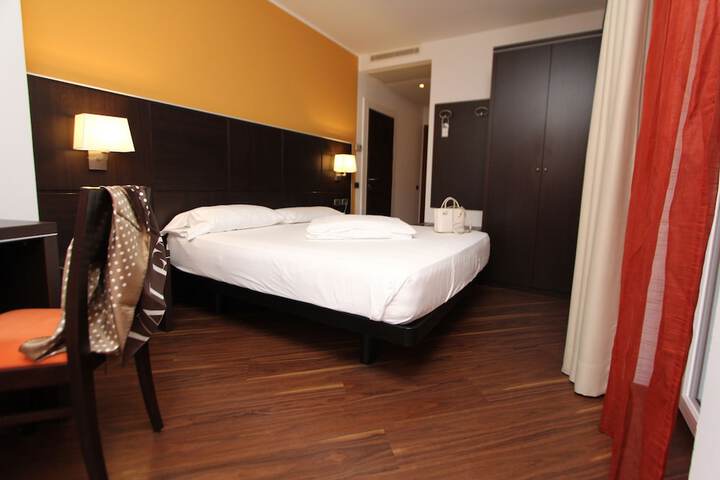 Room 34 of 69