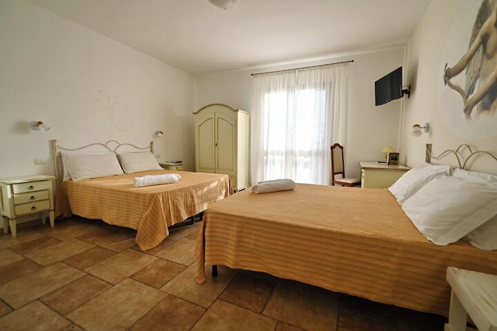 Room 27 of 60