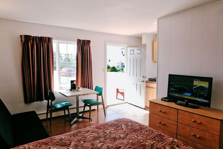 Room 21 of 43
