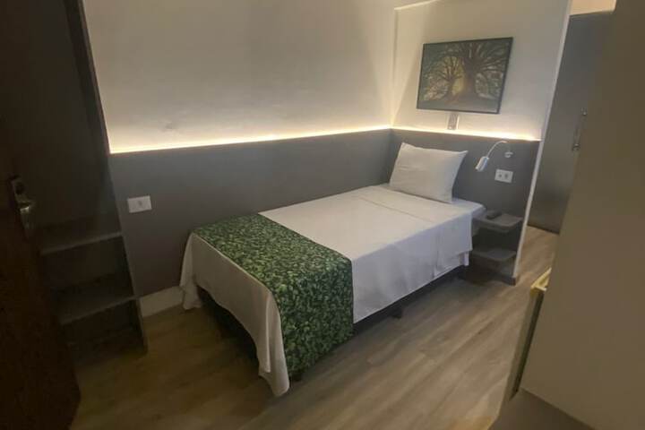 Room 12 of 19