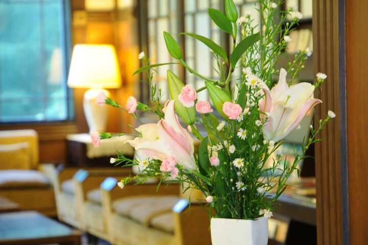 Entrance & Lobby