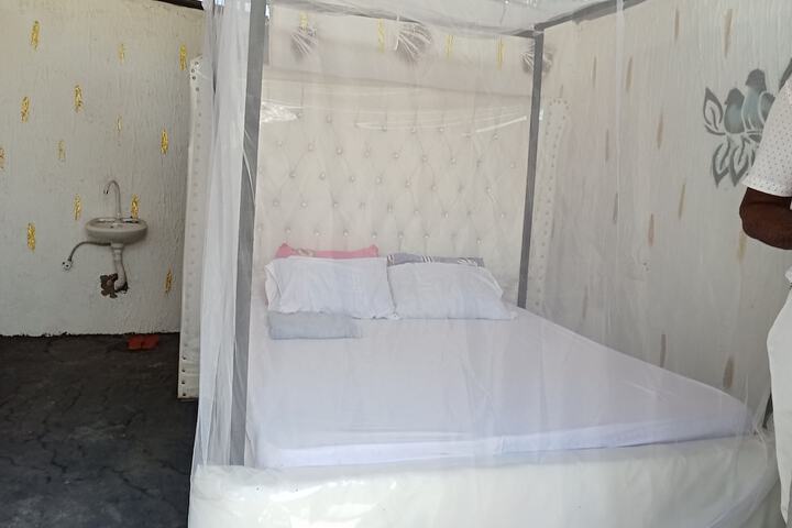 Babalao Beach Resort  Backpackers & Tent in Malindi