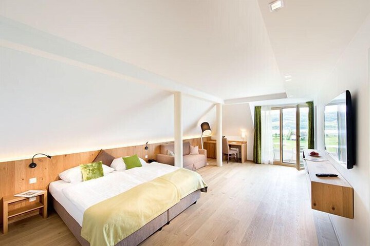 Room 5 of 47
