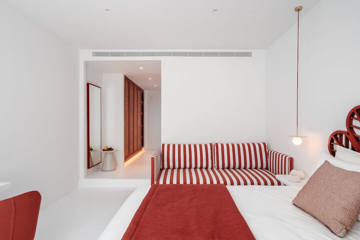 Room 62 of 142