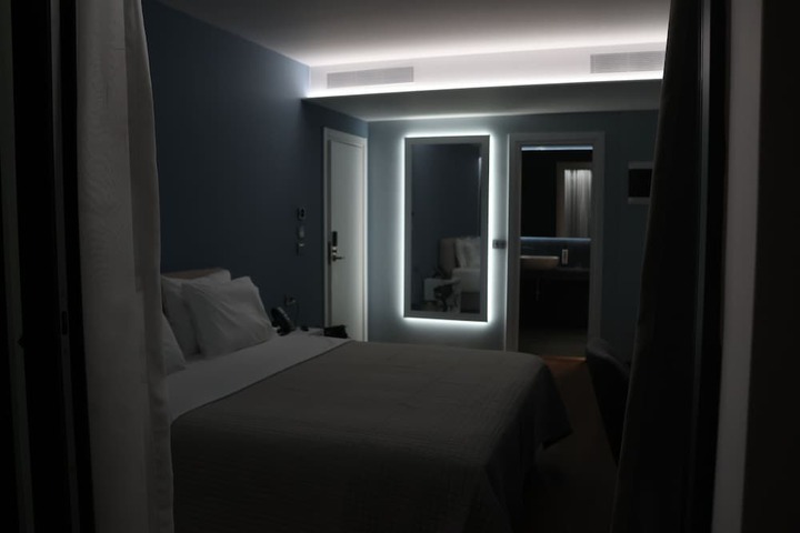 Room 3 of 42