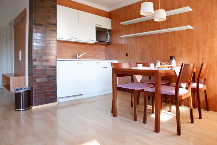 Room 15 of 68