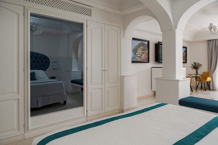 Room 85 of 289