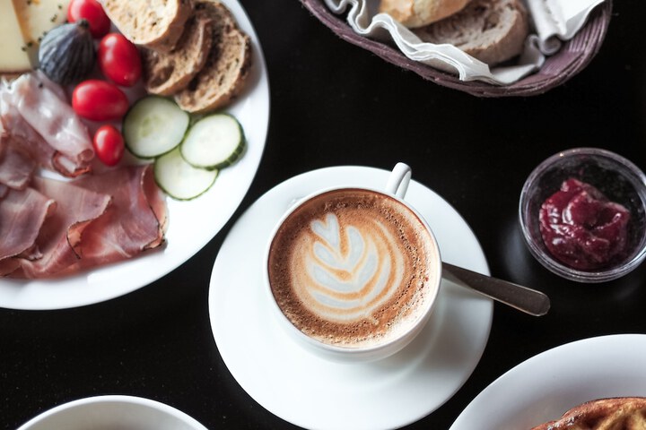 Breakfast/Coffee Service 118 of 132