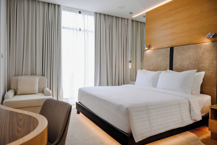 Room 15 of 60