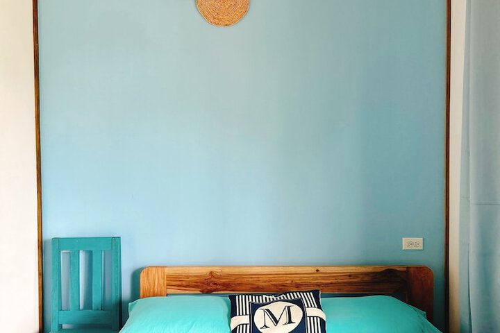 Room 8 of 36