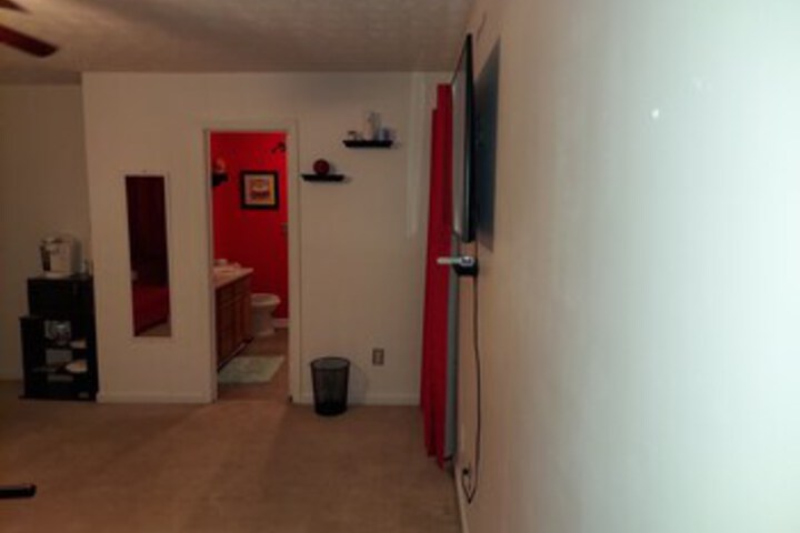 Room 19 of 64