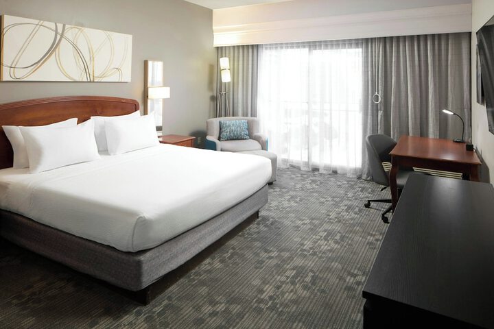 Room 6 of 26