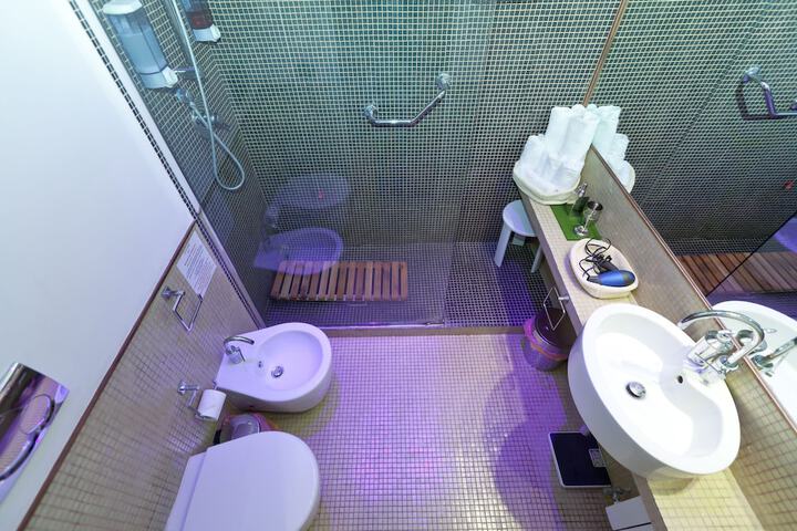 Bathroom Interior Photo