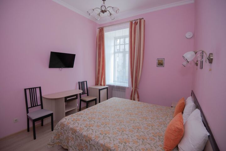Room 6 of 75