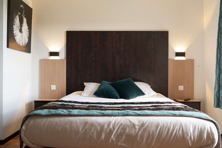 Room 29 of 50