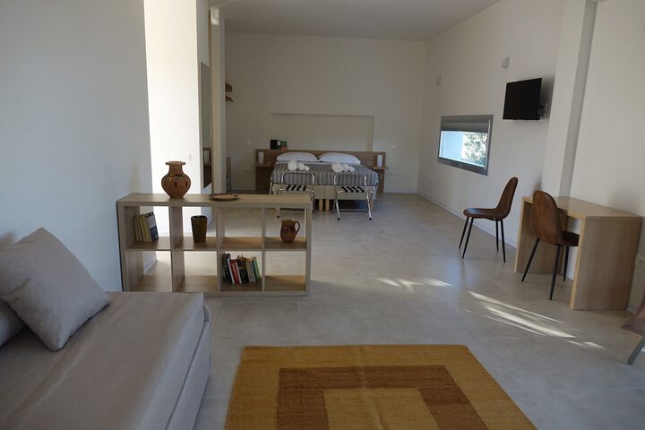 Room 8 of 29