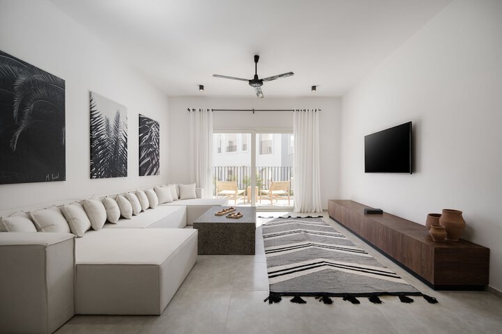Room 42 of 171