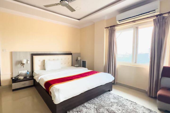 Room 6 of 20