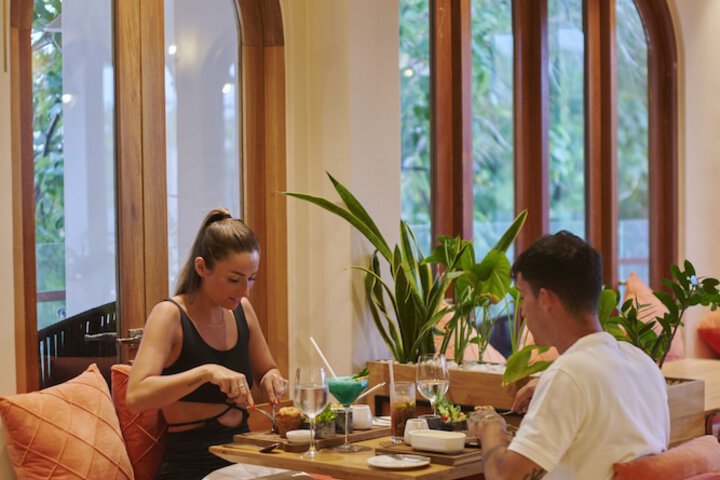 Dining 127 of 175