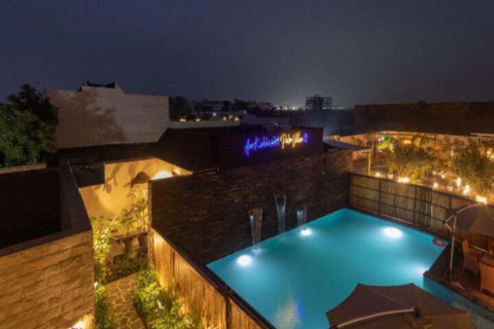 Palm Villas