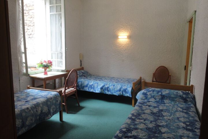 Room 4 of 17