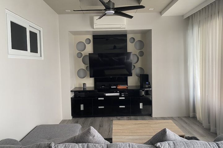 Room 178 of 403