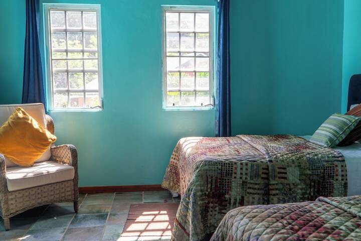 Room 7 of 68