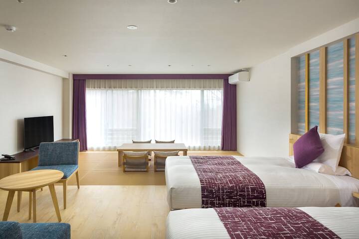 Room 7 of 124