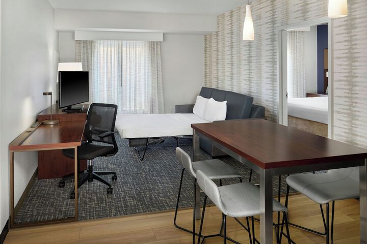 Room 21 of 50