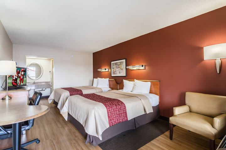 Deluxe 2 Double Beds Accessible (9 of 9)