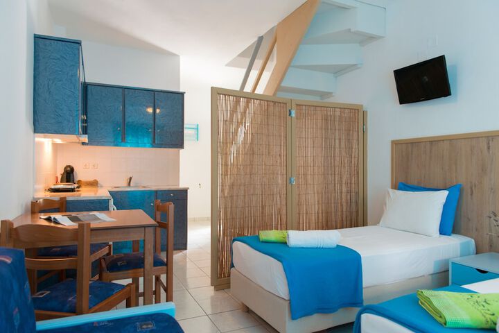 Room 20 of 195
