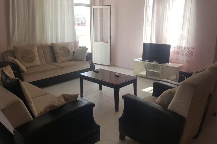 Room 8 of 11