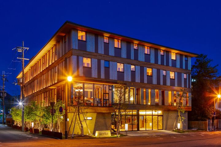 Hotel 39 of 40
