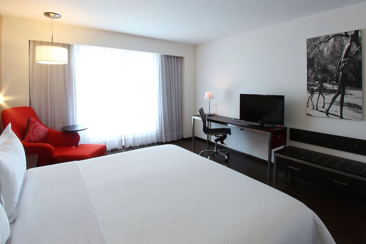 Room 6 of 23