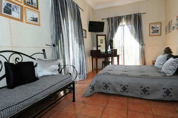 Room 5 of 25