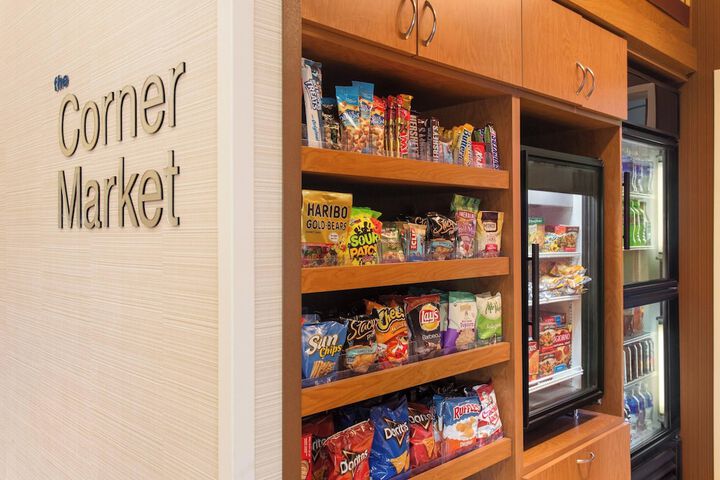 Snack bar