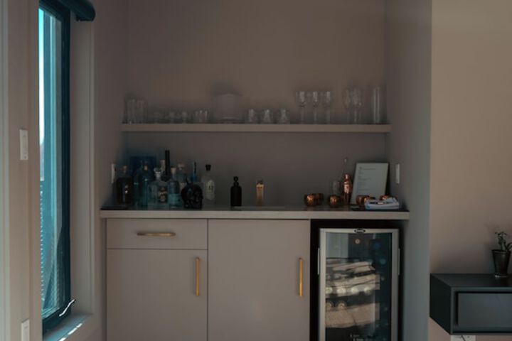 Room 42 of 117