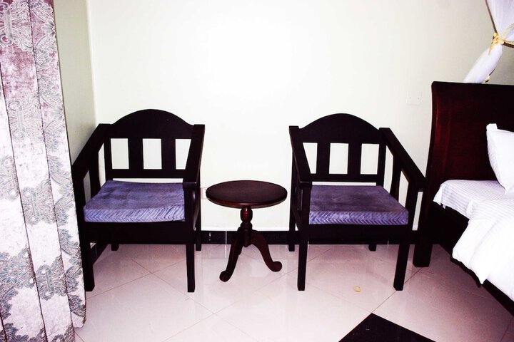 Room 6 of 23