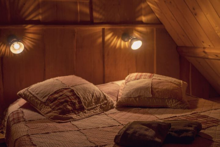 Room 15 of 160