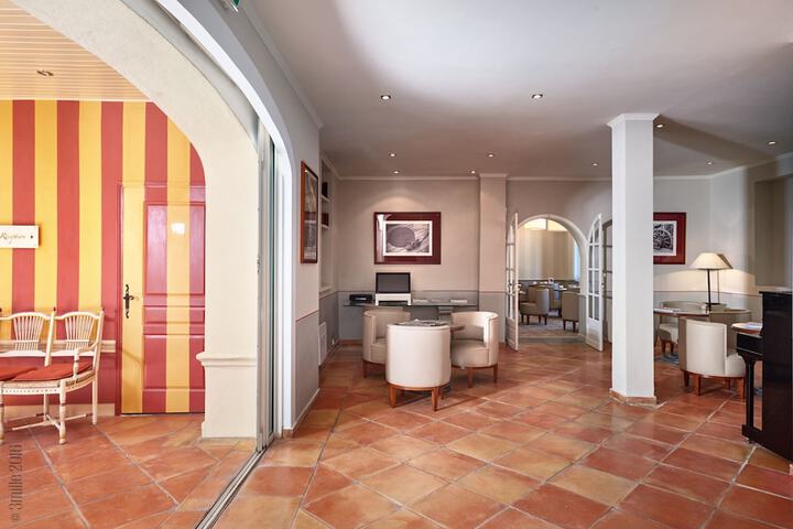 Lobby Photos