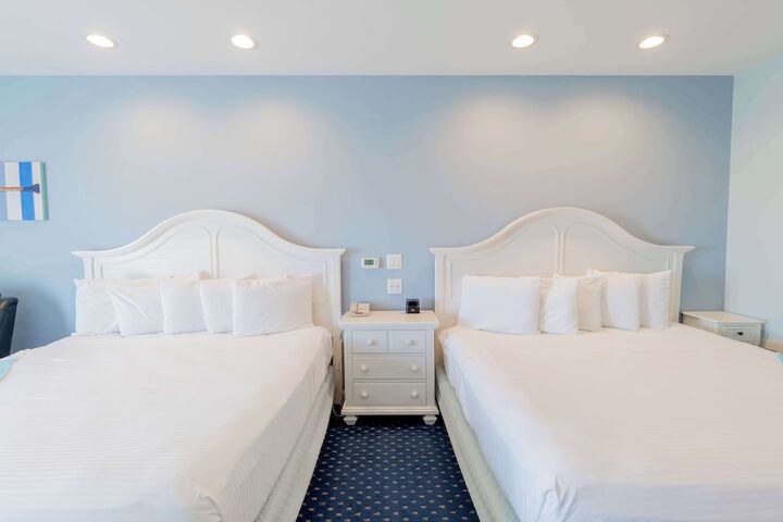 Room 25 of 127