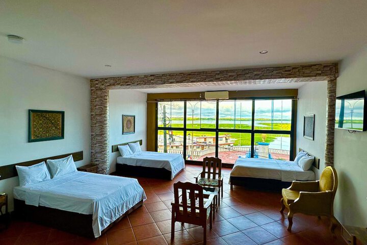 Room 4 of 34