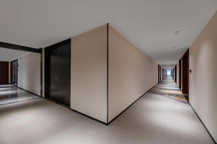 Room 10 of 15